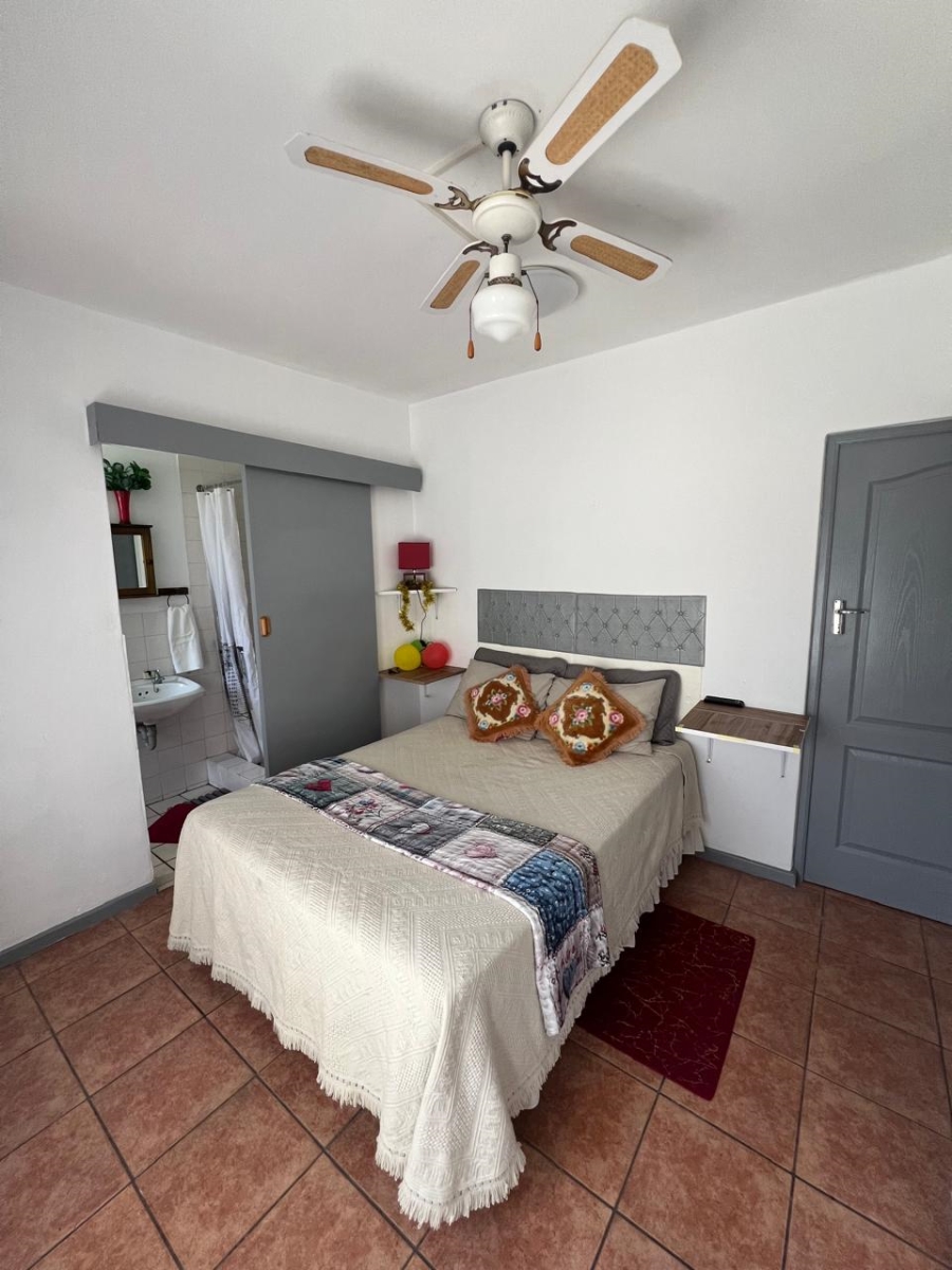 To Let 1 Bedroom Property for Rent in Bluewater Bay Eastern Cape